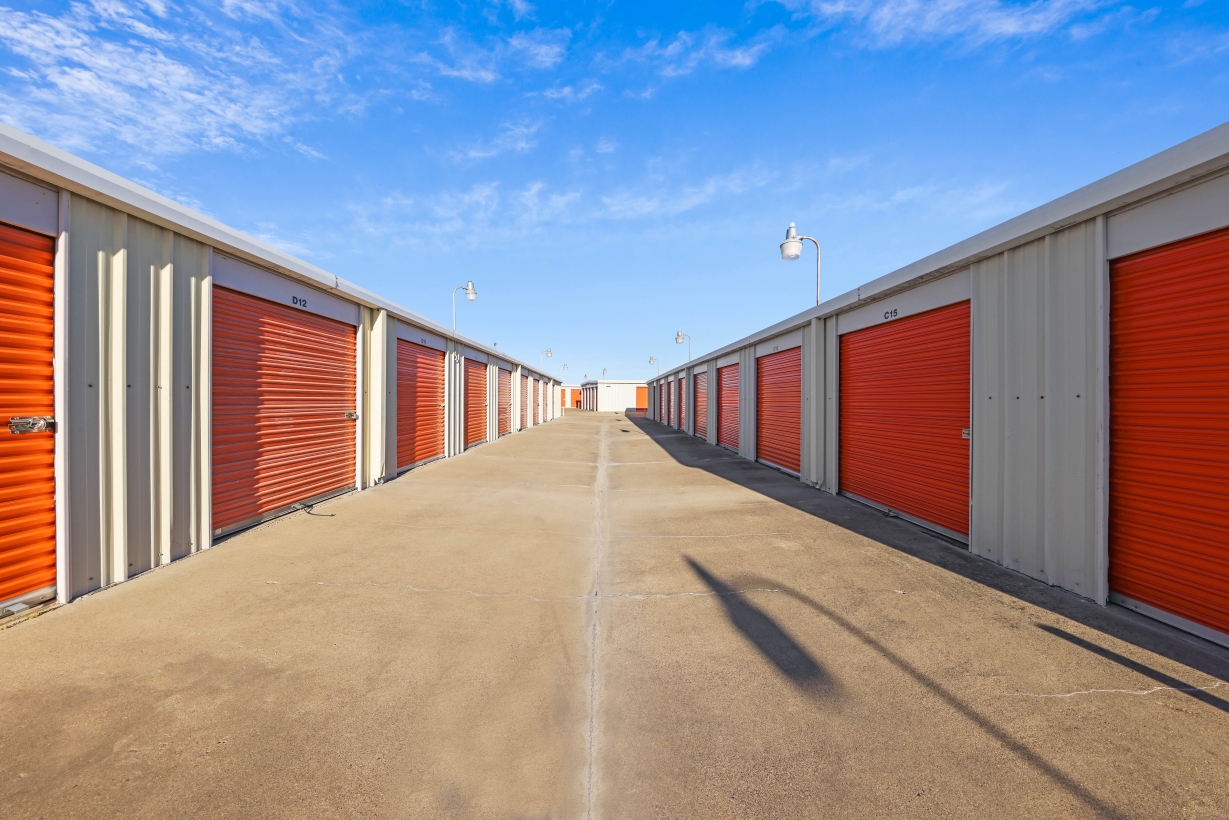 FreeUp Storage Columbus DriveUp Units